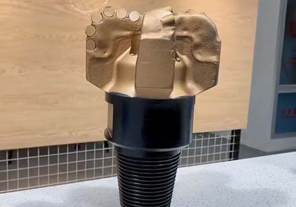 Mũi khoan dầu PDC