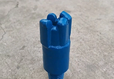 Mũi khoan lõi phẳng PDC 02