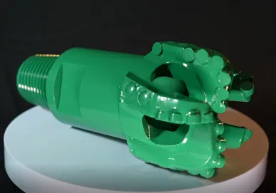 Mũi khoan PDC lớn